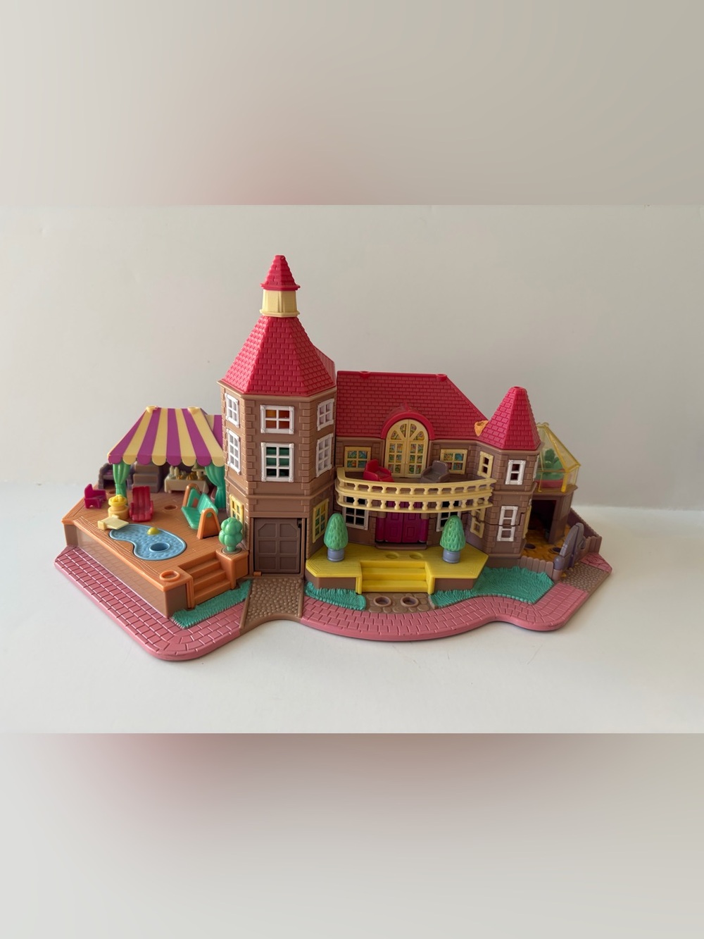 Polly Pocket Magical Light Up Mansion